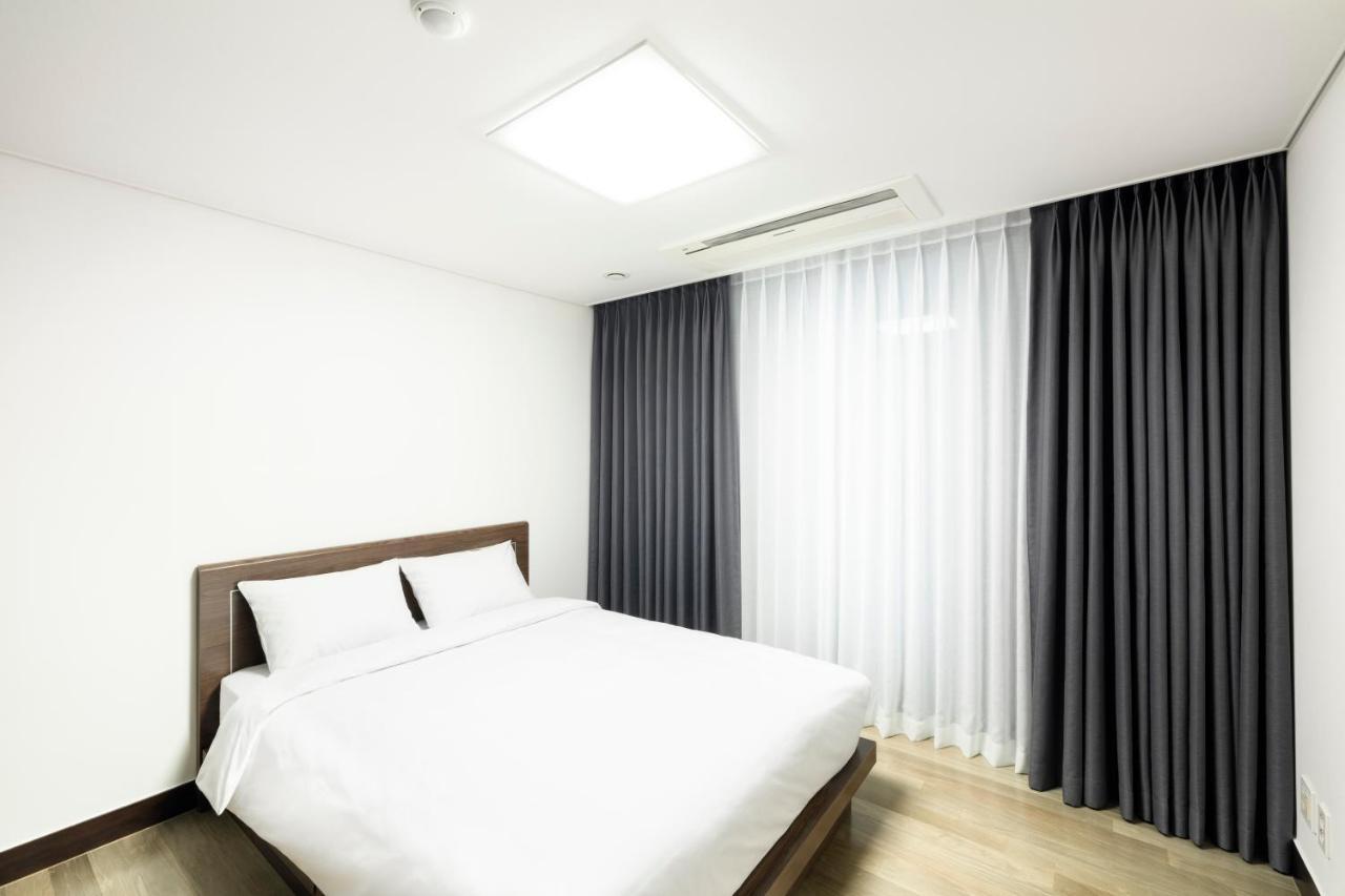 Pale De Cz Condo Busan Bagian luar foto