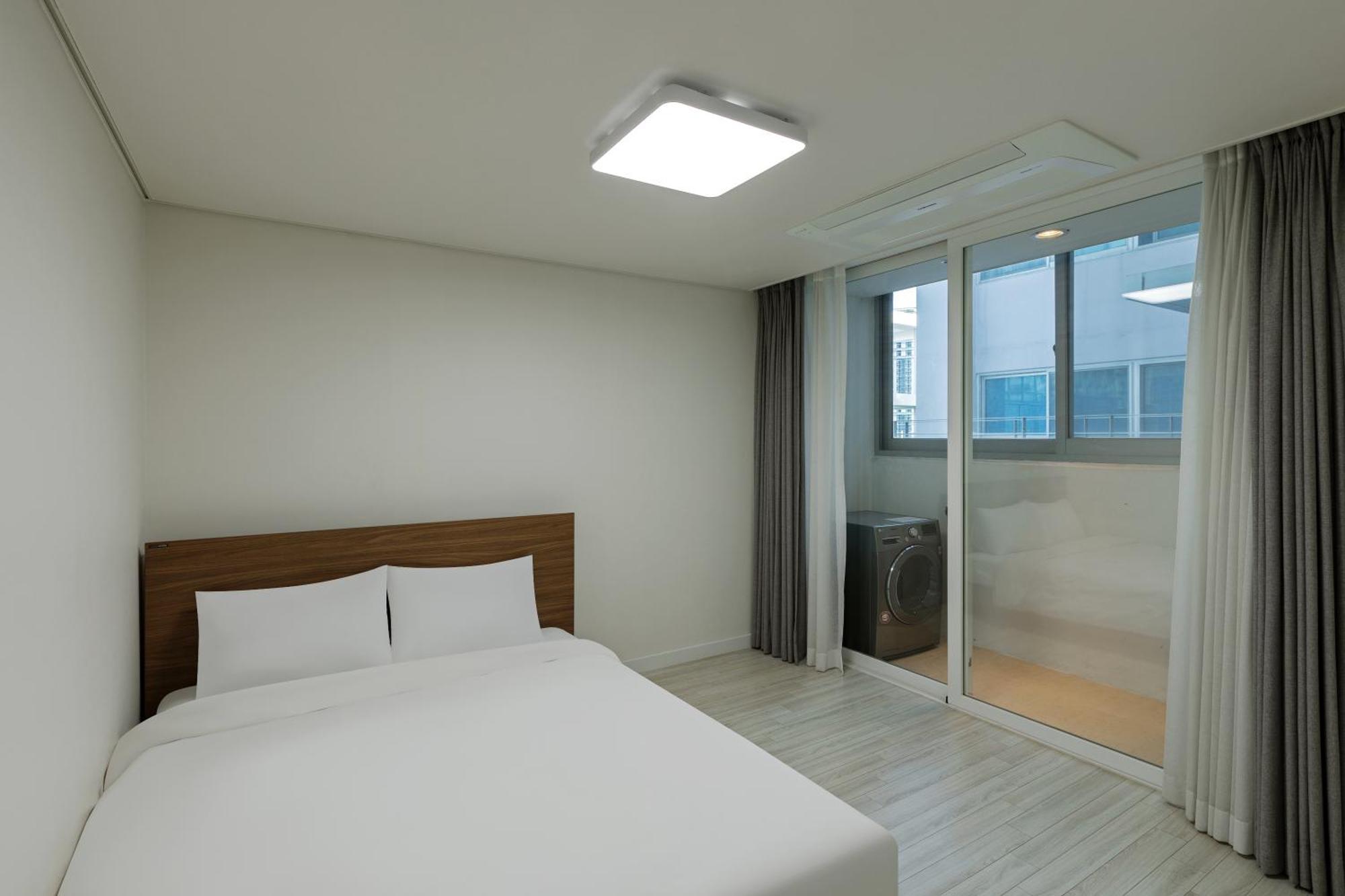 Pale De Cz Condo Busan Bagian luar foto