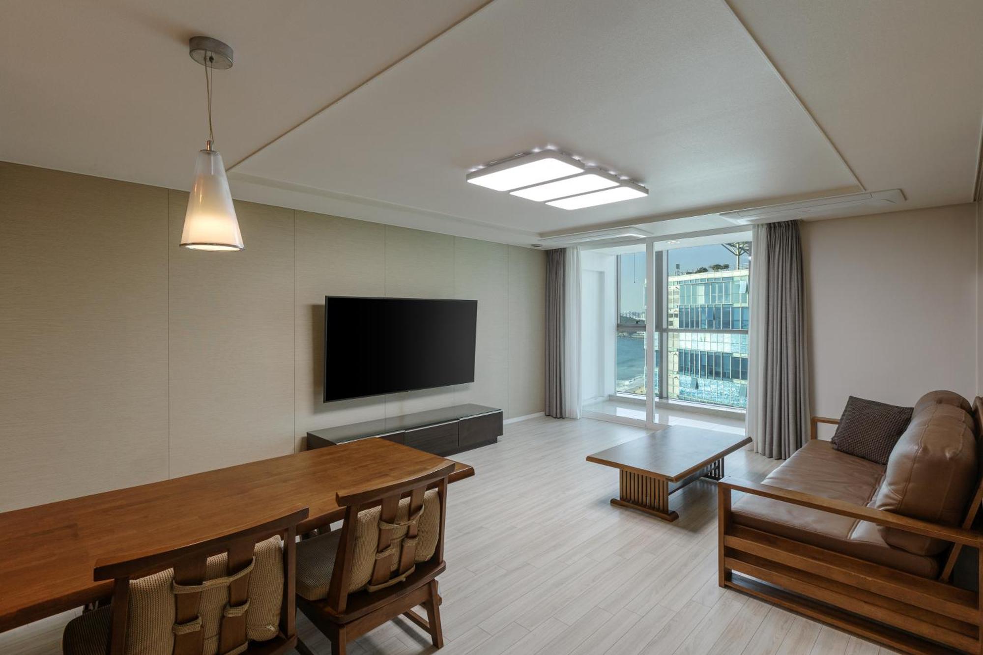 Pale De Cz Condo Busan Bagian luar foto